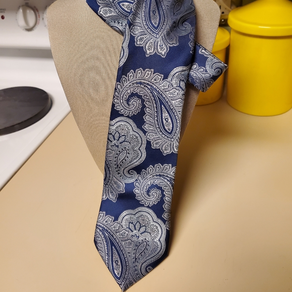 Men's Barcelona Cravatte Necktie
